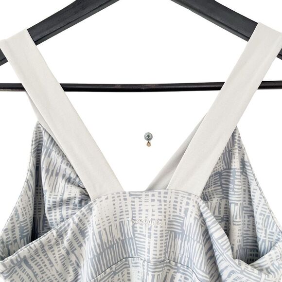 Patagonia Corinne Light Grey Printed VNeckline Athletic Tennis Dress - Picture 11 of 11